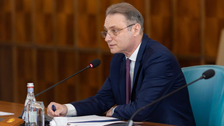 Luca Niculescu, despre formarea noului Guvern: Trei scenarii rămân posibile. Decizia trebuie luată rapid